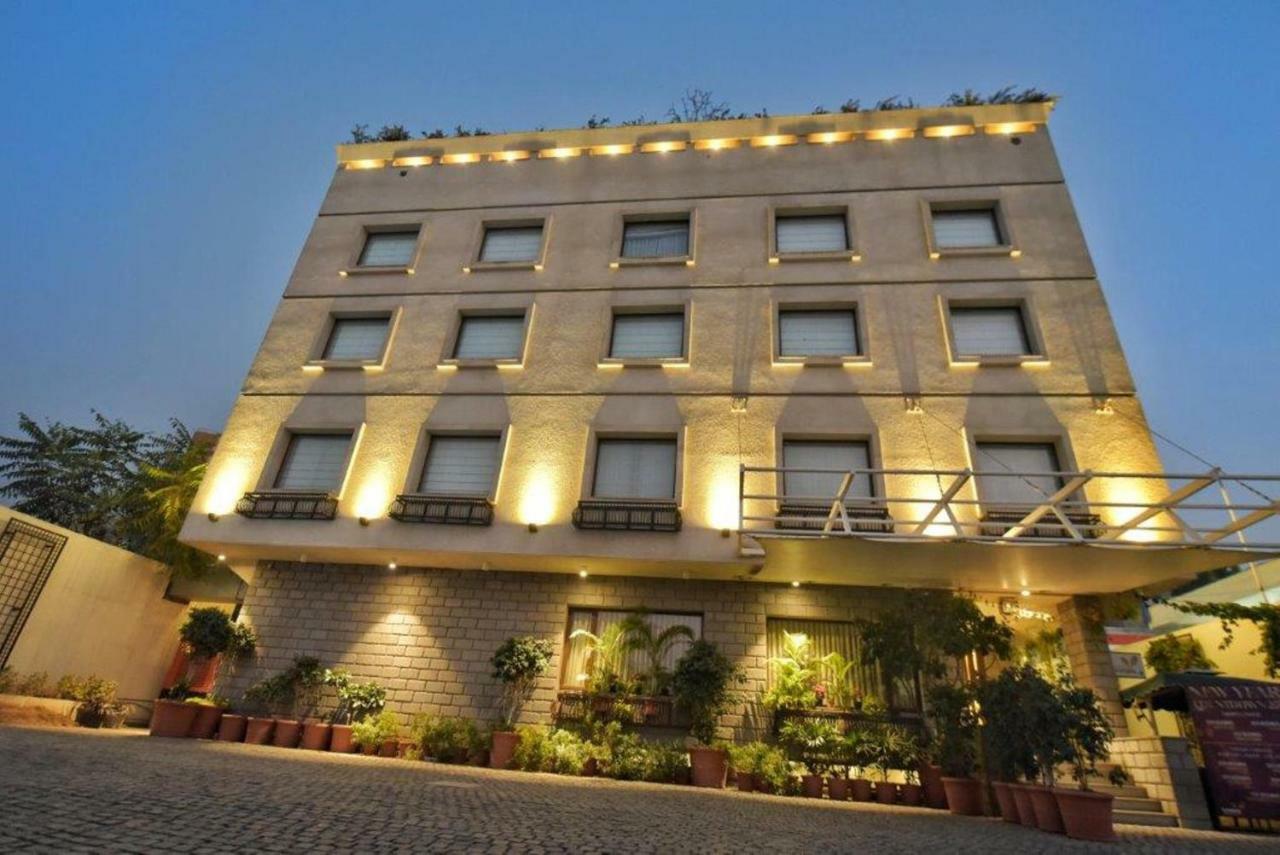 Hotel De Nada-A Luxury Stay Divisione di Divisione di Jaipur Esterno foto